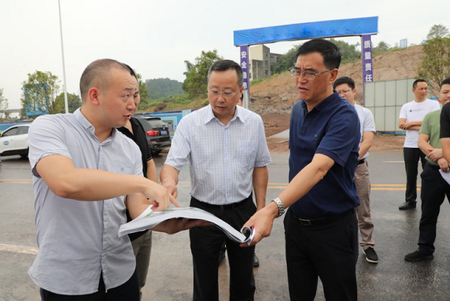 達(dá)州市委副書記、市長郭亨孝深入中國供銷西南冷鏈物流達(dá)州基地調(diào)研